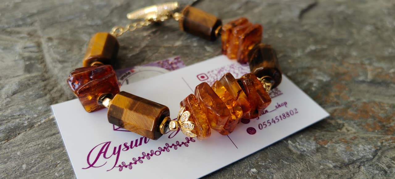 Aslan Gözü və Baltika Kəhrəbası Qolbaq